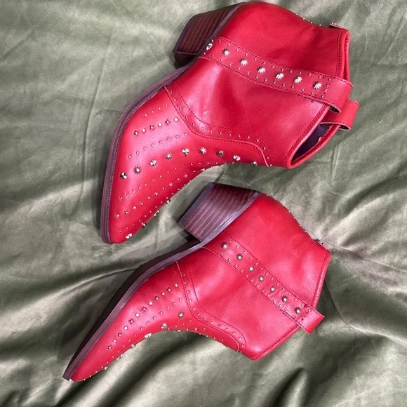 Sam Edelman Red Studded Ankle Boots - Picture 3 of 9